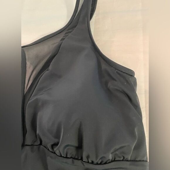 2XL Time and Tru rich black with sheer one piece v neck swim suit - Picture 6 of 14